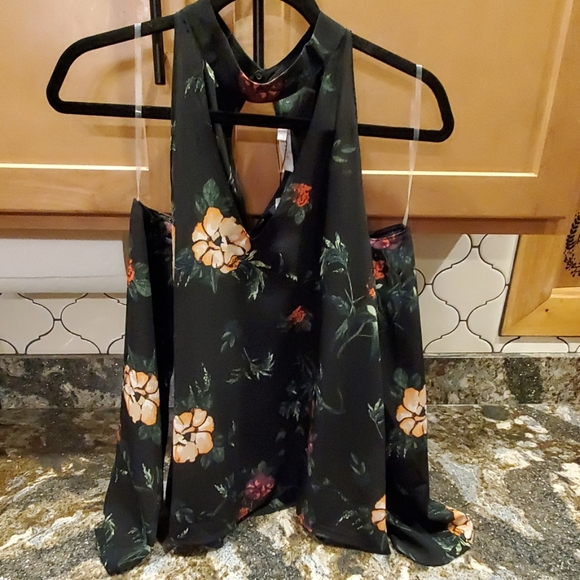 Lush Blouse - Picture 1 of 4